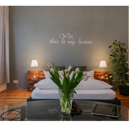 Wohlfuehl アパートホテル