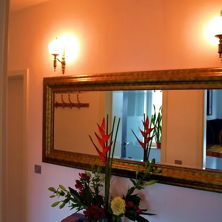 Wohlfuehl アパートホテル